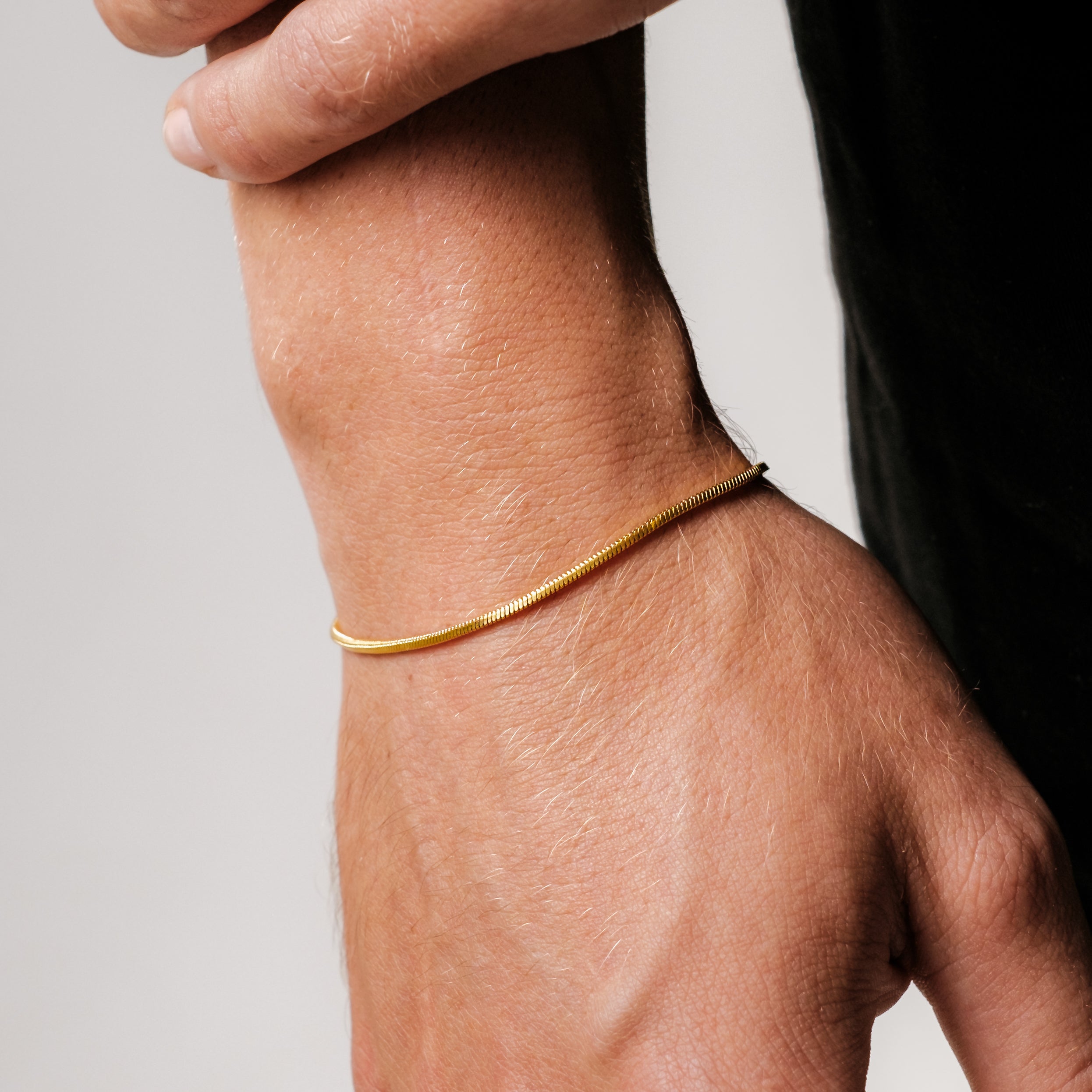 Bracelet Minimaliste Elegant and adjustable